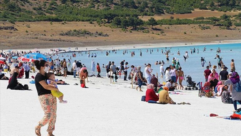 Озеро Сарда в Турции: о Мальдивах в Турции