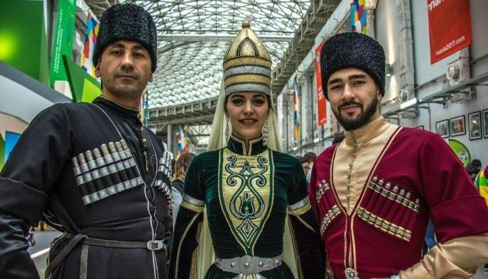 Азербайджанские мужчины и мальчики: как они выглядят обзор прекрасного Азербайджана