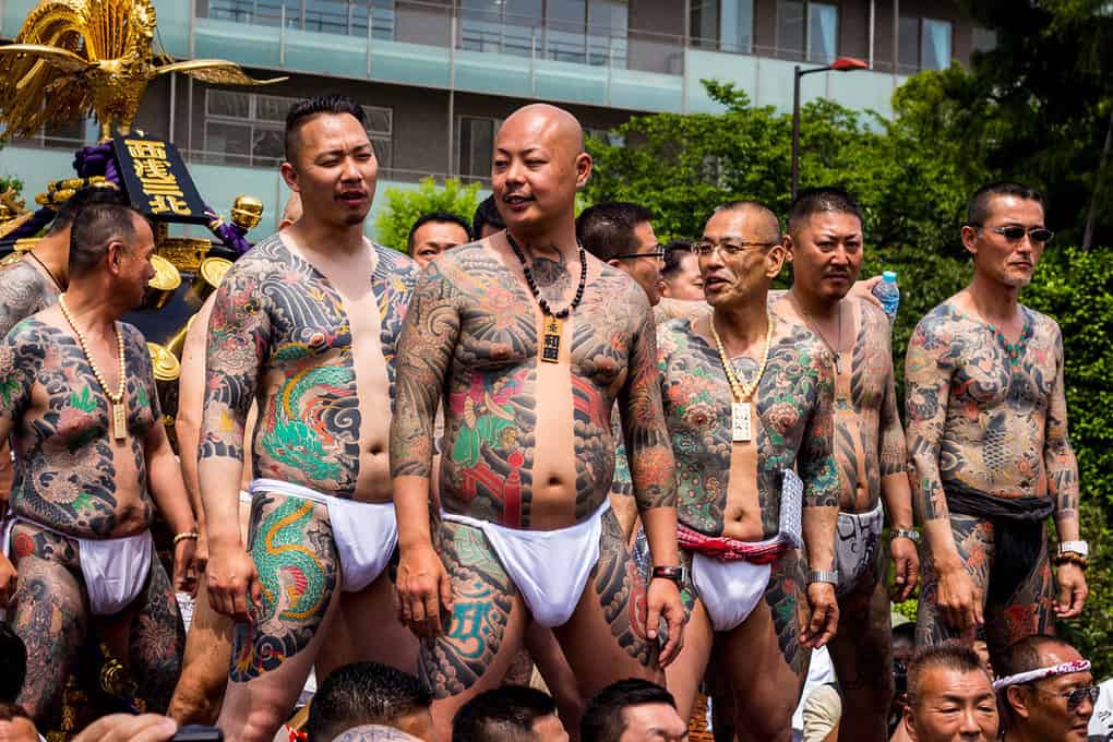 Японец с татуировкой на фестивале