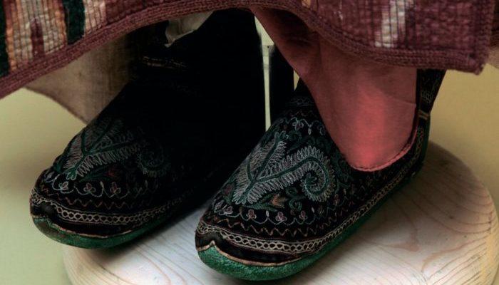 Национальная обувь Узбекистана