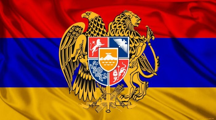 Флаг и щит Армении