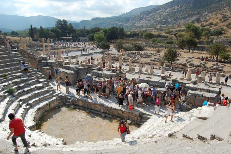 Древний Эфес - город Артемиды в Турции  .