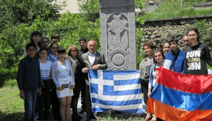 Армяне и греки