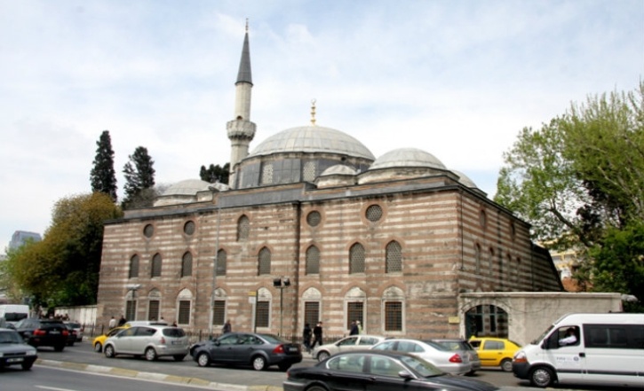 Мечеть Синана Паша - один из 365 шедевров главного архитектора Стамбула