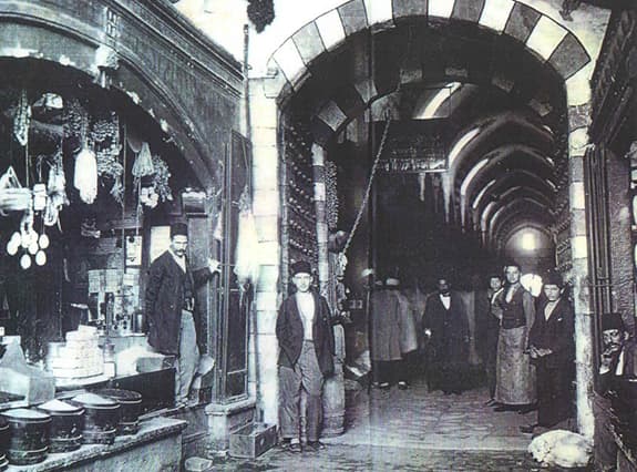 Одна из исторических фотографий египетского базара