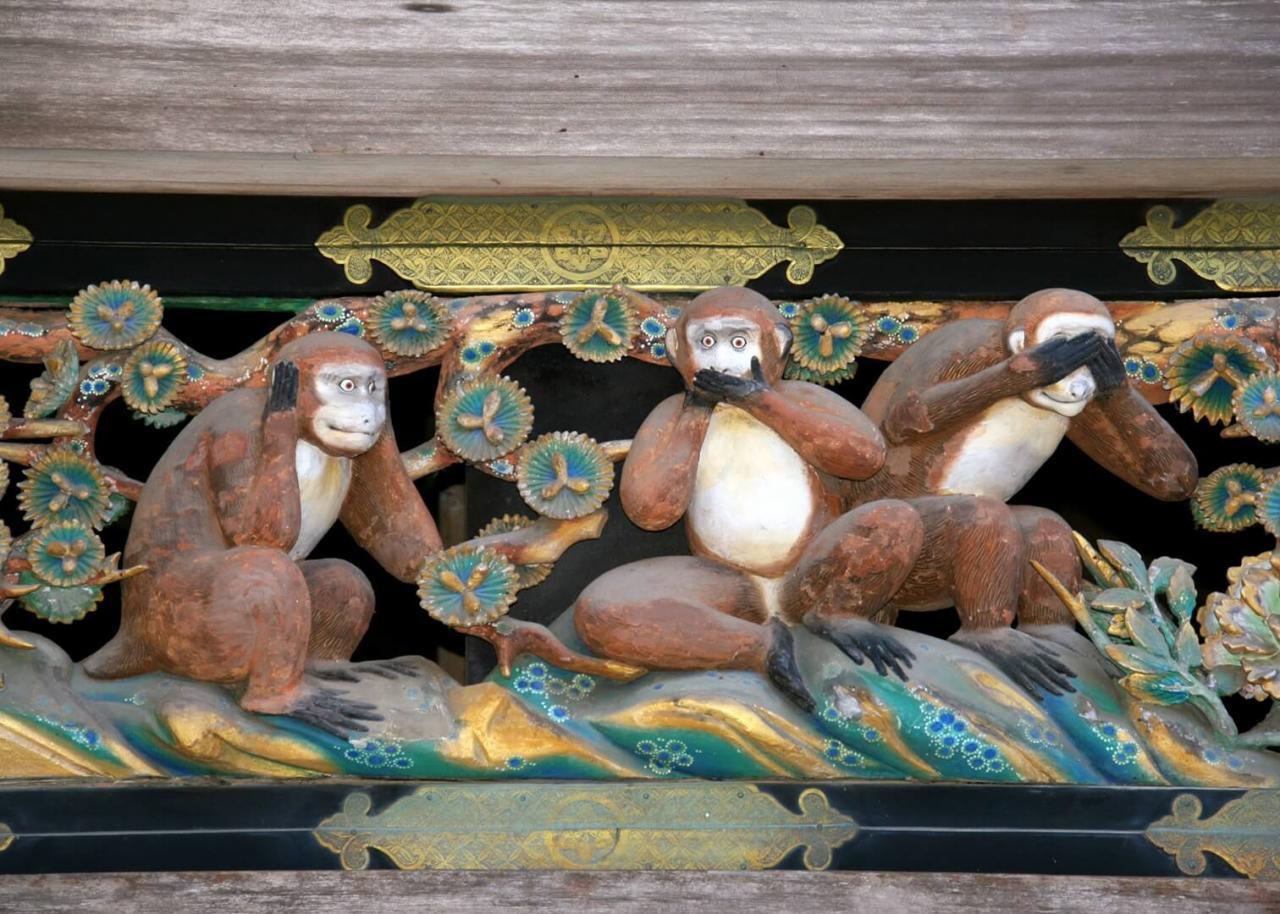 Три обезьяны в Никко