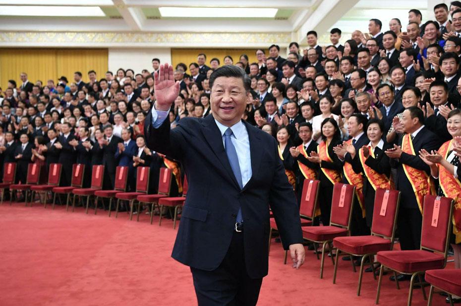 Успешный государственный деятель Председатель КНР Си Цзиньпин