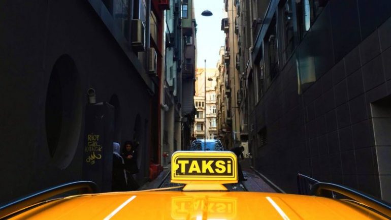 Такси Стамбула - полная информация: цены, особенности, применение, советы